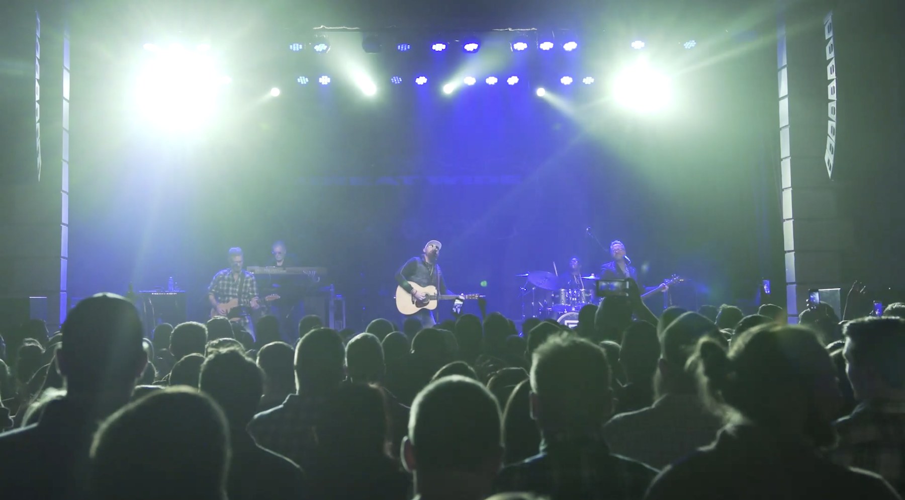 Corey Smith performing live at Buckhead, wide crowd shot