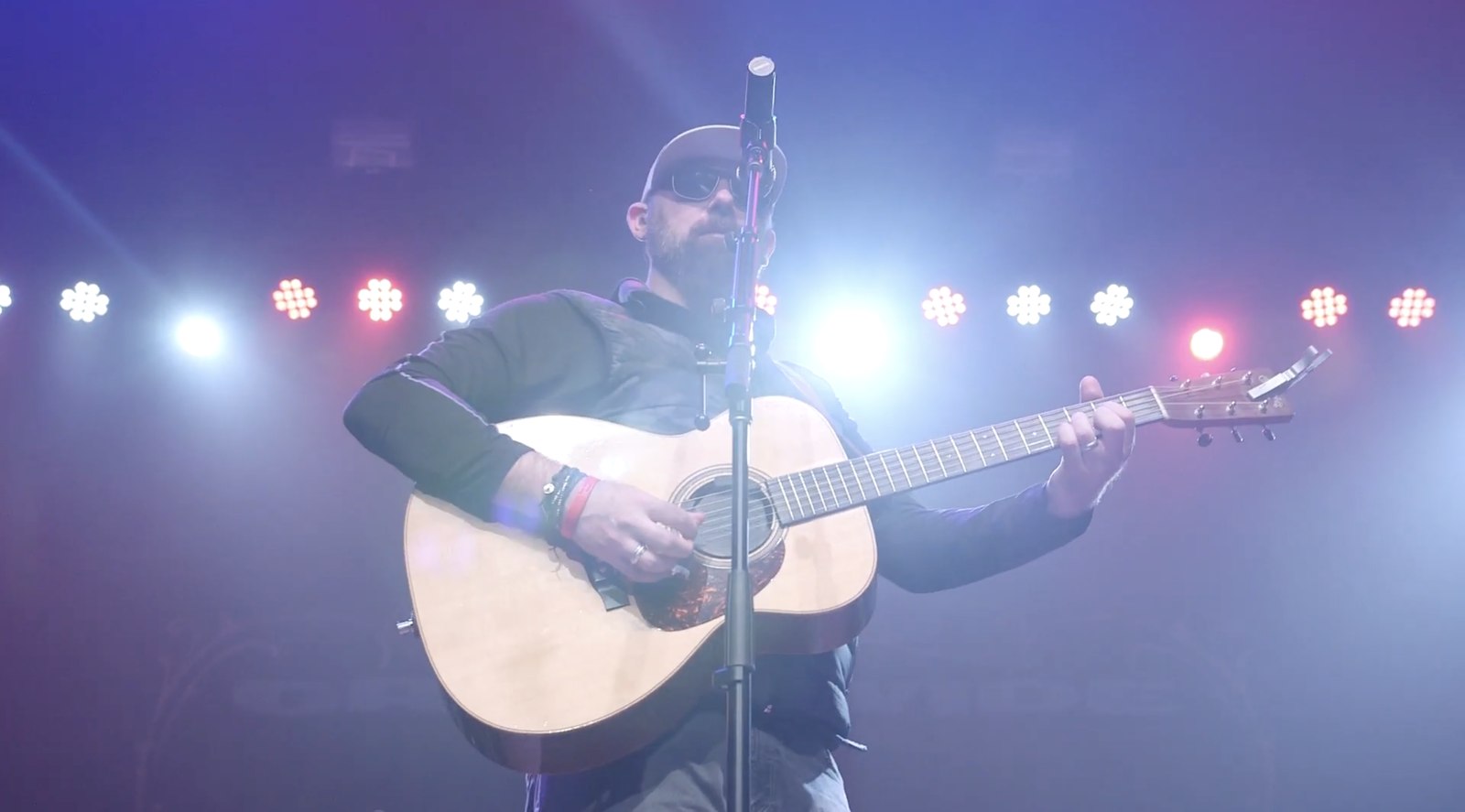 Corey Smith close on stage